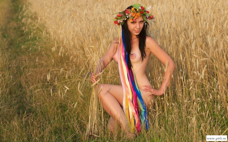 Ukrainian girls naked