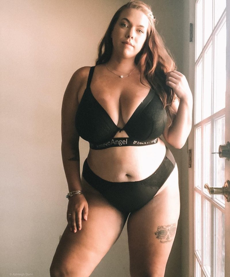 Ashleigh Dunn Model Plus Saiz