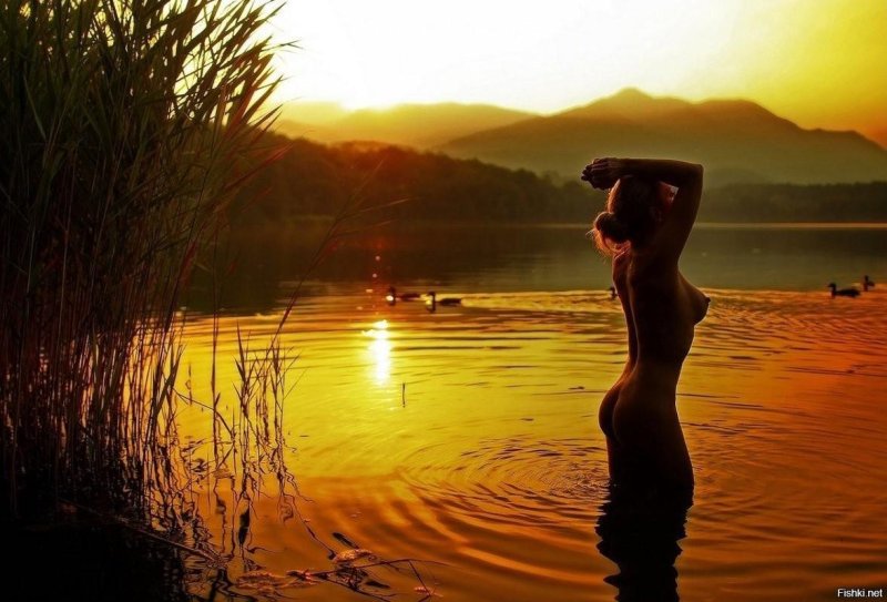 Beautiful girls naked at sunset