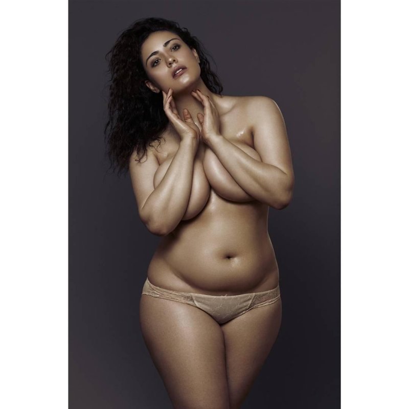 Victoria Dzhanashvili Curves