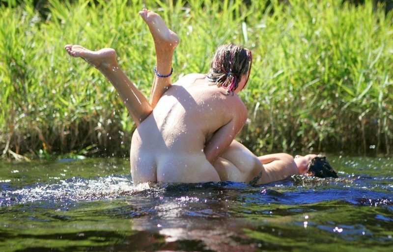Girls bathe naked