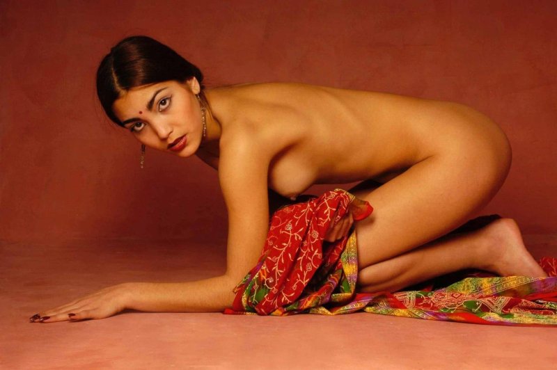 Beautiful Indian women without clothes