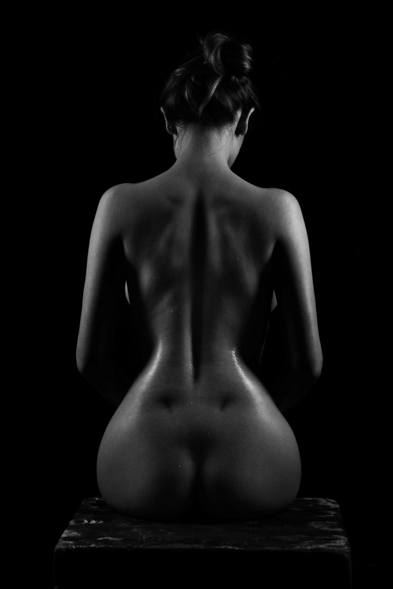 Photo shoots nude