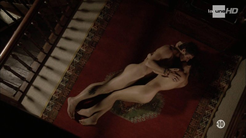 Letitia Dosh actress naked