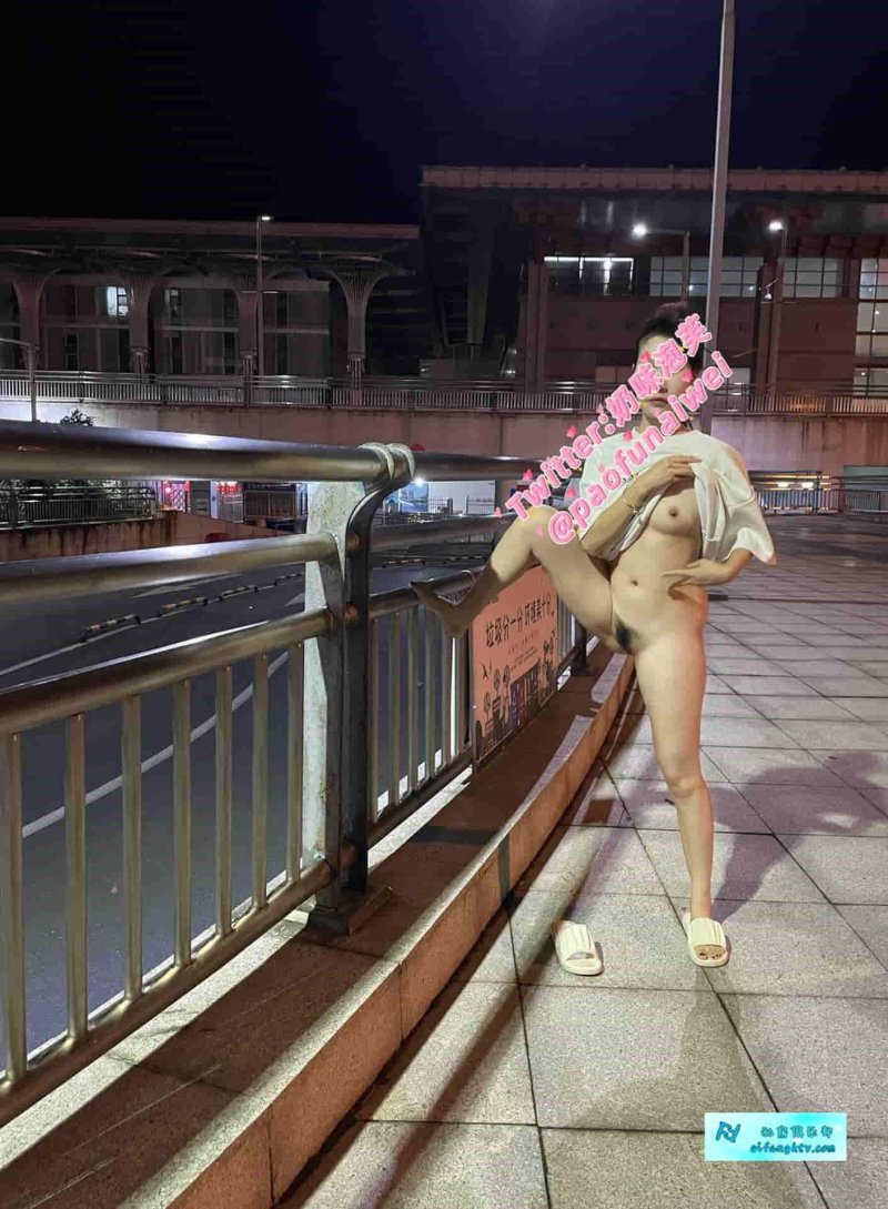 Naked girl