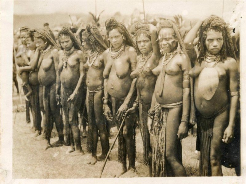 Naked women from the tribe