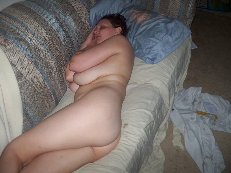 Sleeping naked women Private