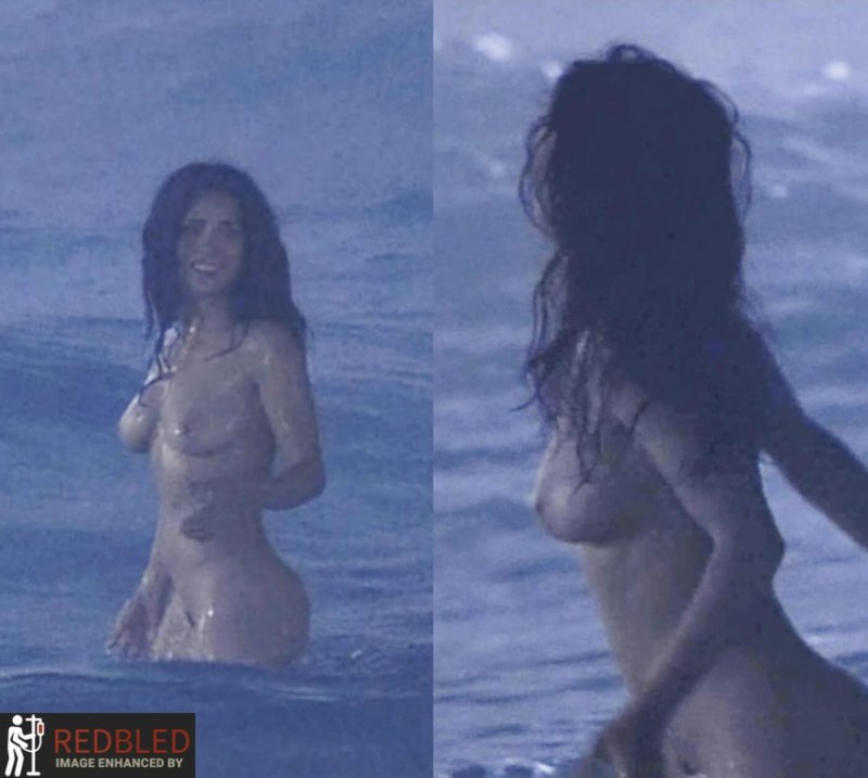 Salma Hayek naked in the sea