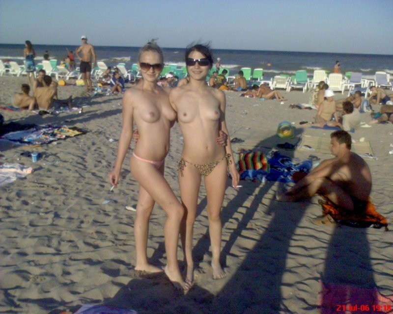 Tanks nude on a public beach