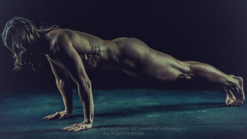 Crossfit women naked