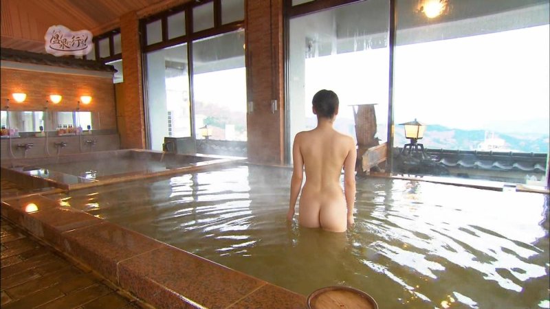 Onsen men and women naked