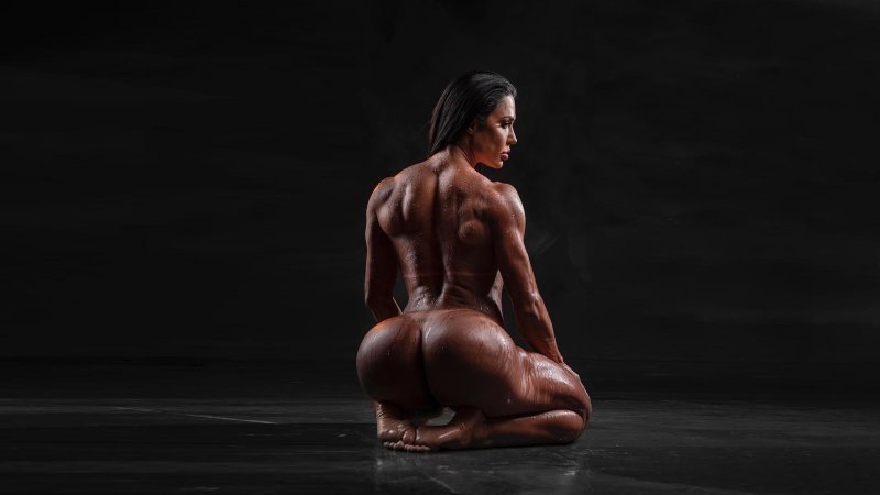 Bodybuilding girl