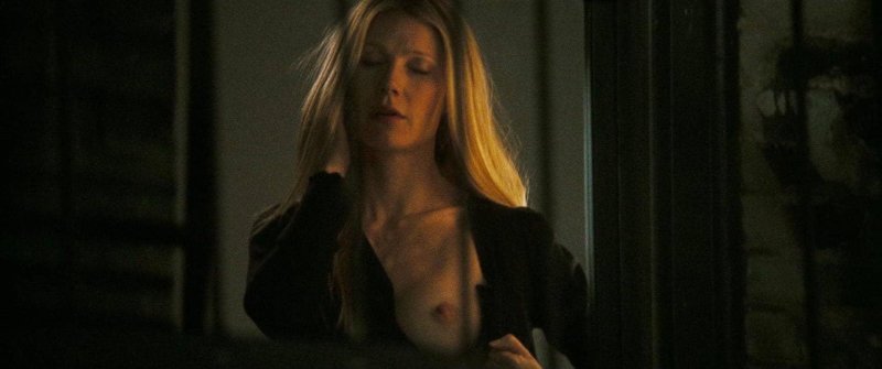 Gwyneth Paltrow naked in the cinema
