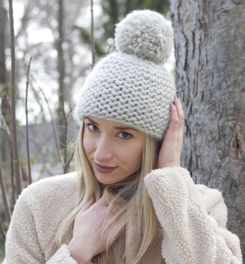Fashionable knitted hat