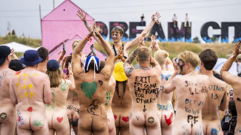 Naked festivals