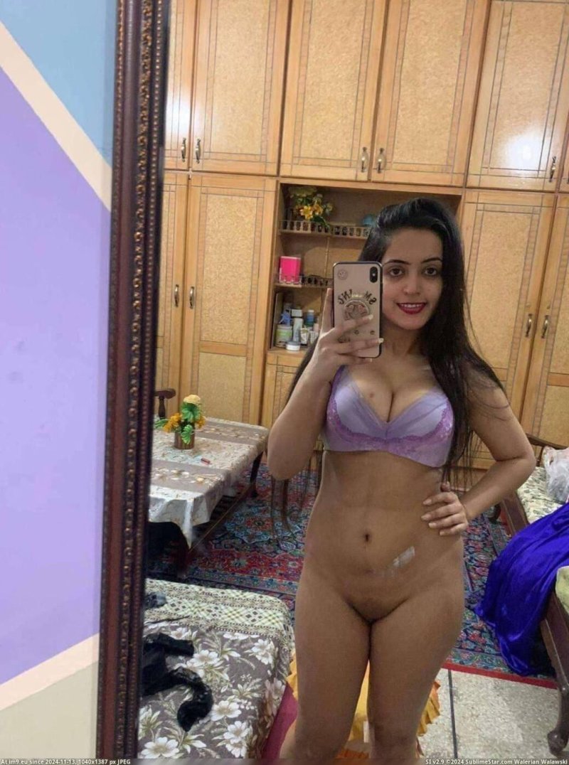 Intimate selfies