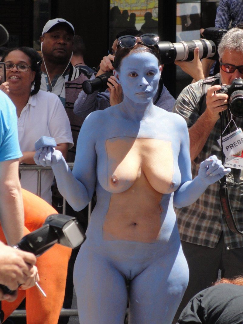 Naked bodyar