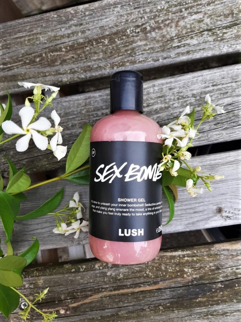 Lush shower gel