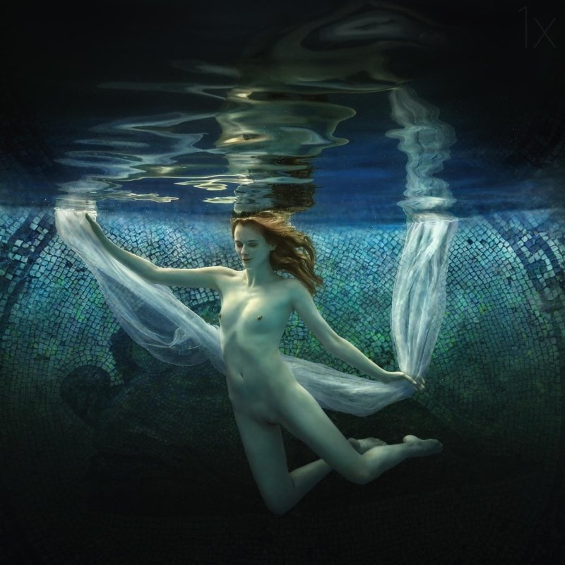 Naked girls under water