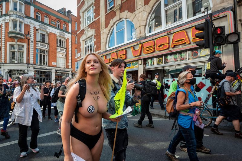Protests with exposure