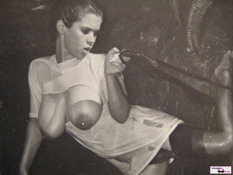 Retro boobs