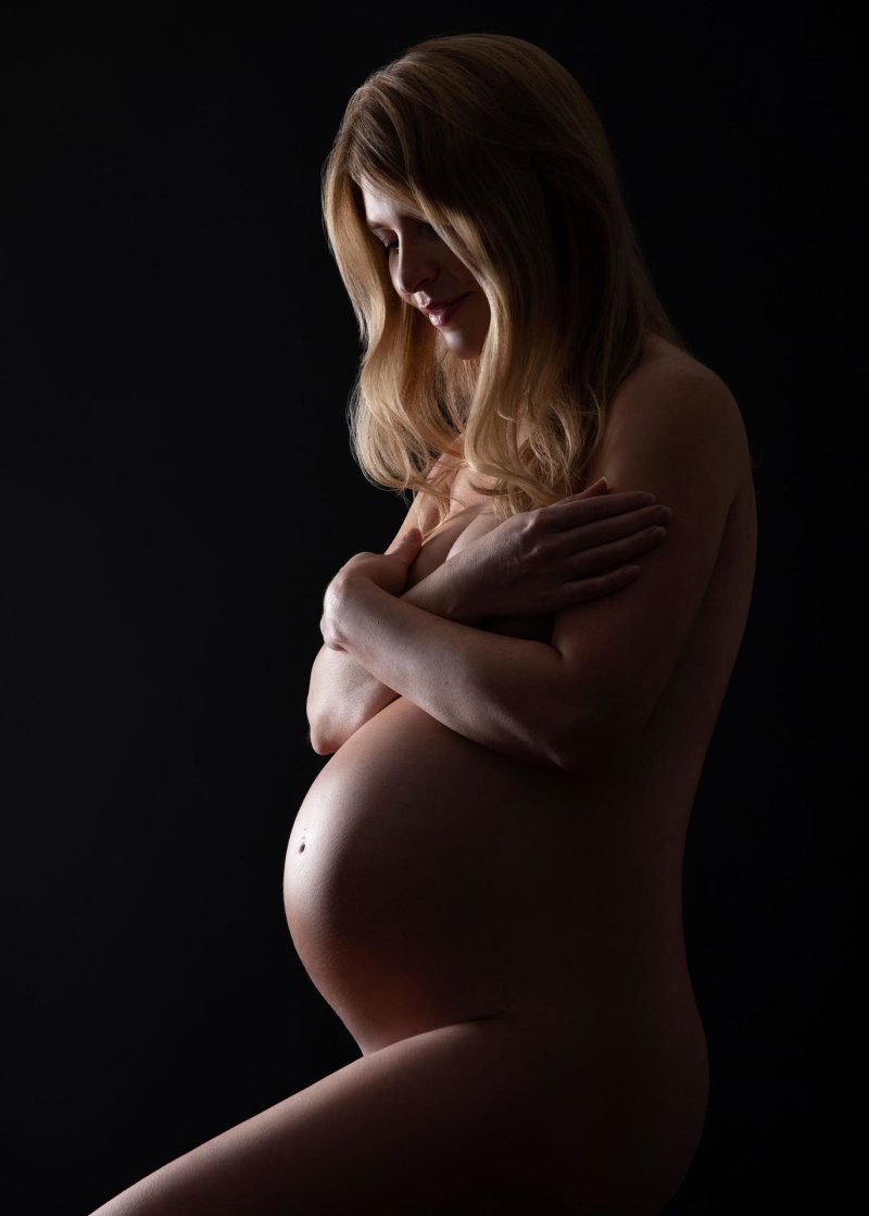 Beautiful photo shoot of pregnant women