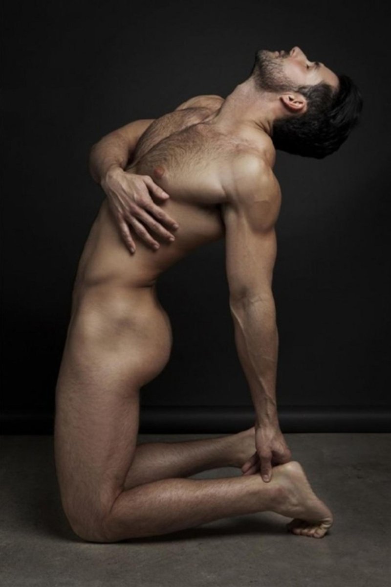 Yoga naked men