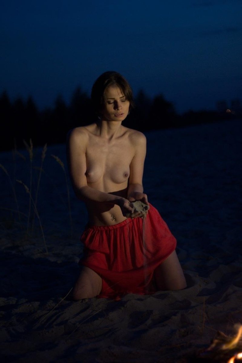 Evgenia Brik Thaw Nude