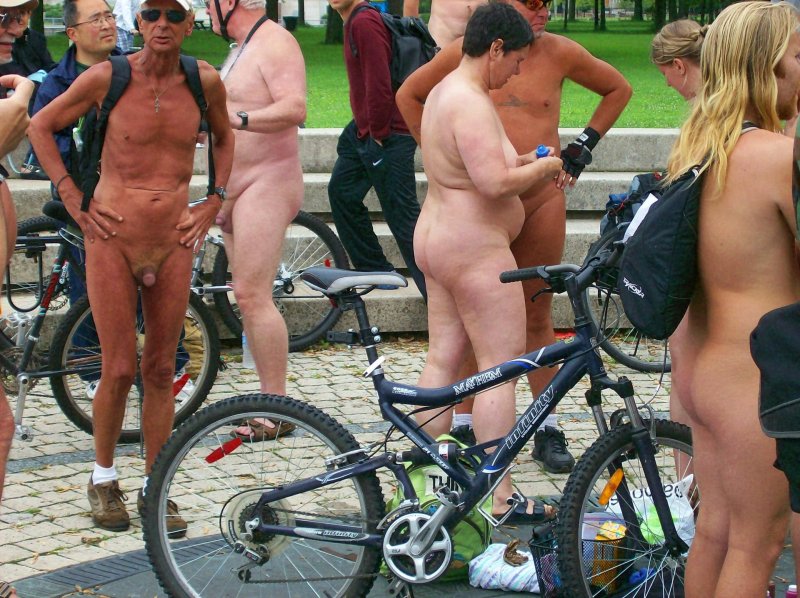 World naked bike ride