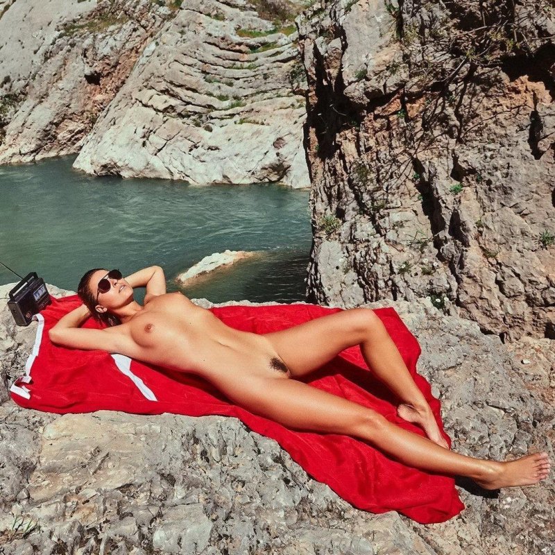 Naked photo shoot
