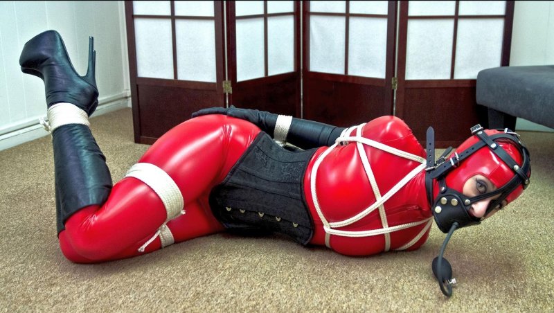 Alexis Taylor Bondage Latex