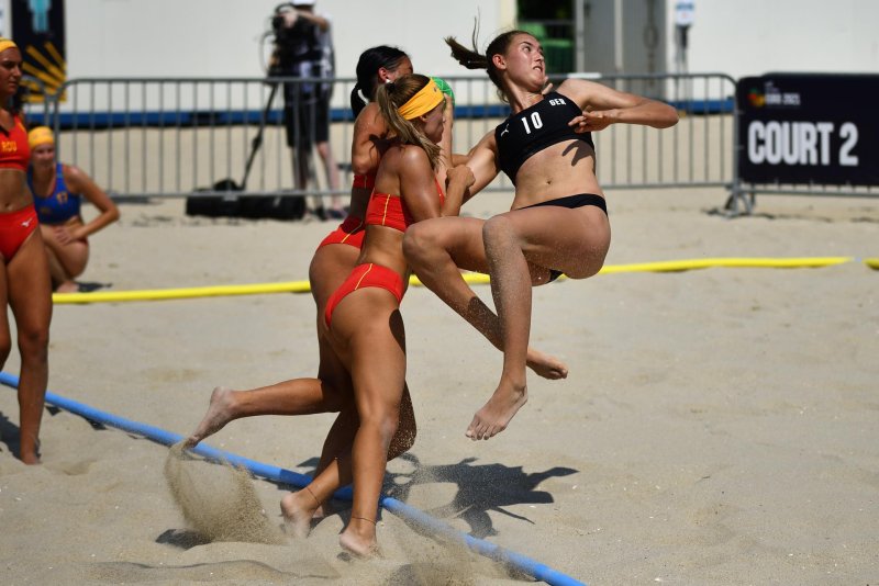 Beach handball women