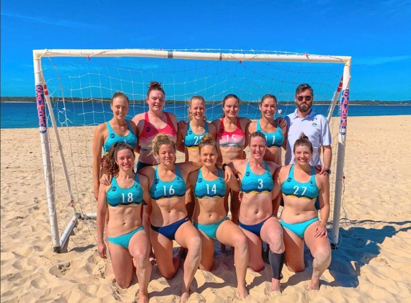 Beach handball girl