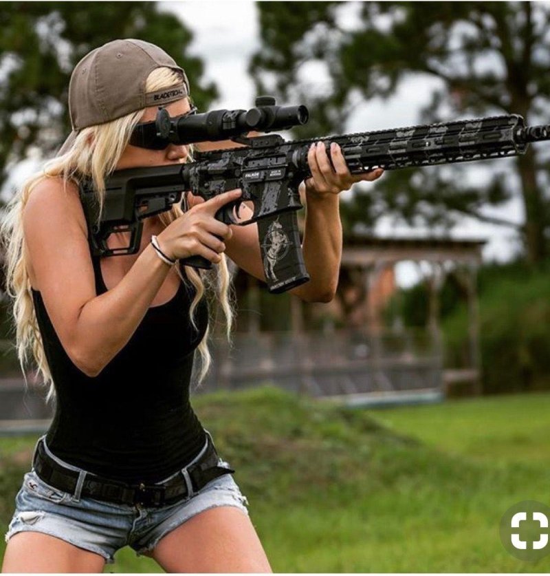 Girls with weapons