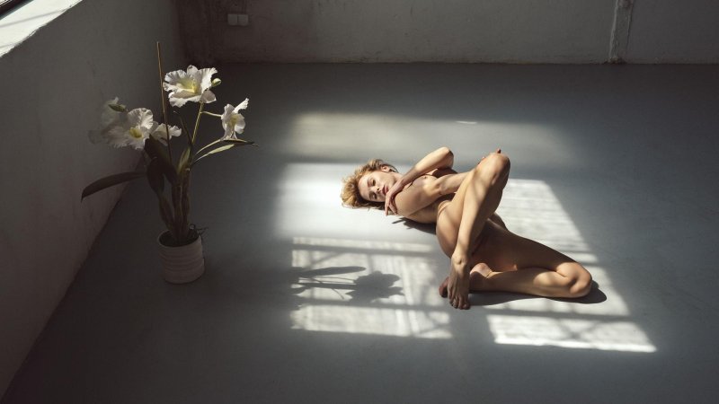 Naked girls models