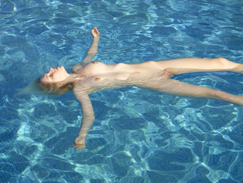 Naked synchronizers in the pool